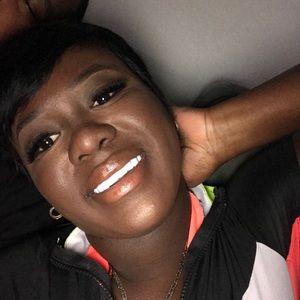 Meet your Posher, Marnelle